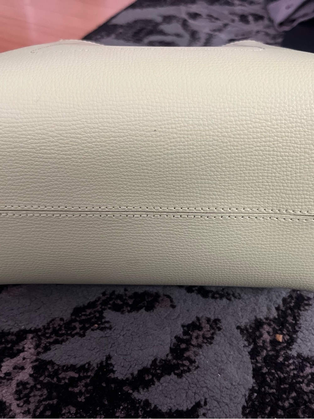 kate spade Light Green purse. Shouler strap area has a crease from hanging - Picture 15 of 16